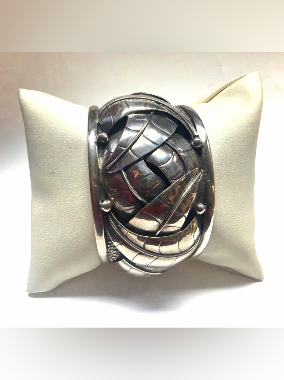 Dominique Dinouart Sterling Silver Leaf Cuff Bracelet